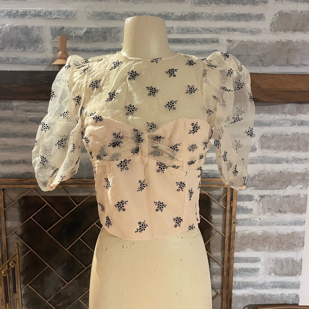 Floral Puff Sleeve Top